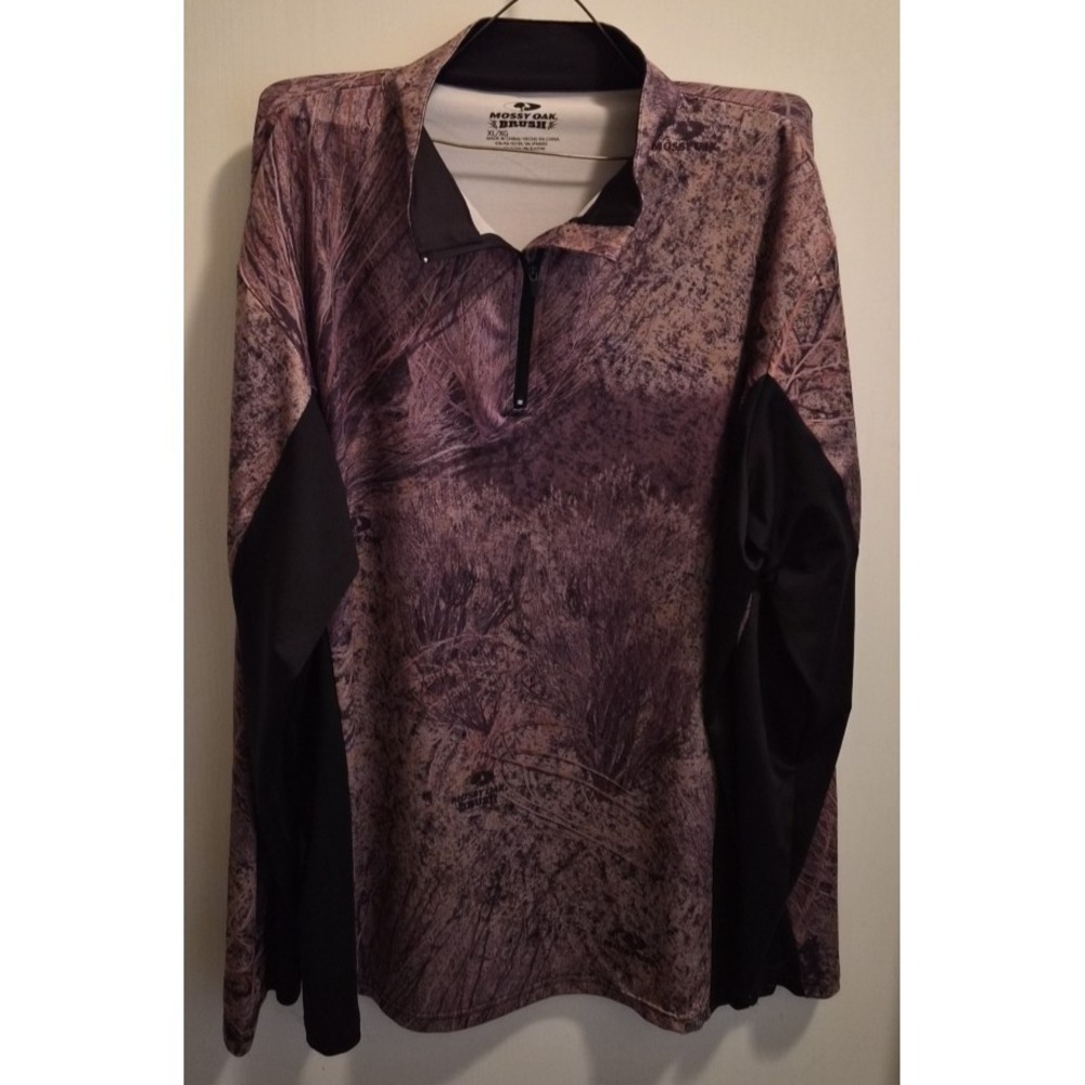Mossy Oak Men's  Camouflage Top Size XL  1/4 Zip Long Sleeve